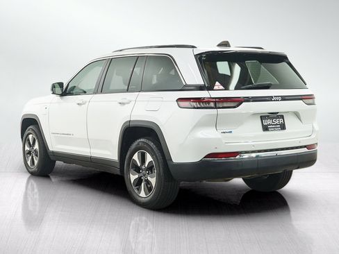 Used 2024 Jeep Grand Cherokee Limited 4xe AWD/4WD image 3