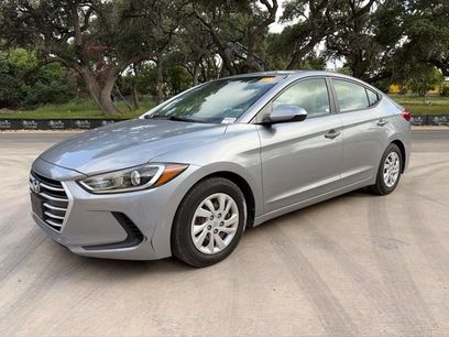 Used 2017 Hyundai Elantra SE