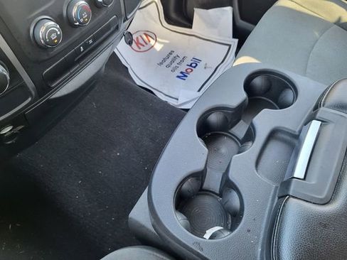 Used 2024 RAM 1500 Classic SLT image 17