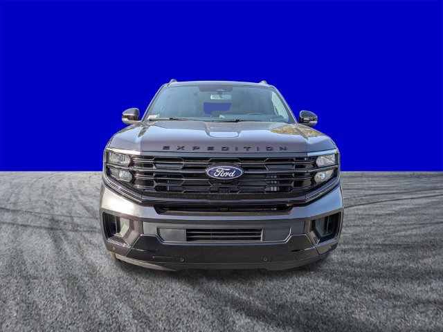 Certified 2027 Ford Expedition Platinum w/ Stealth Performance Package AWD/4WD image 8