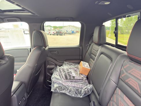 New 2026 Nissan Frontier PRO-4X w/ Pro Premium Package AWD/4WD image 34