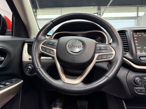 Used 2017 Jeep Cherokee High Altitude image 13