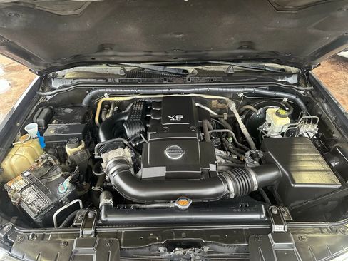 Used 2015 Nissan Frontier SV image 25