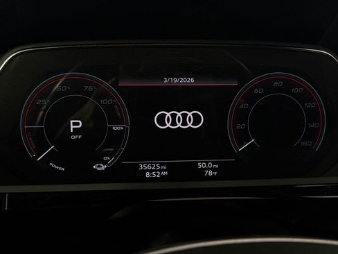 Used 2024 Audi Q8 e-tron Premium Plus w/ Premium Plus Package image 19