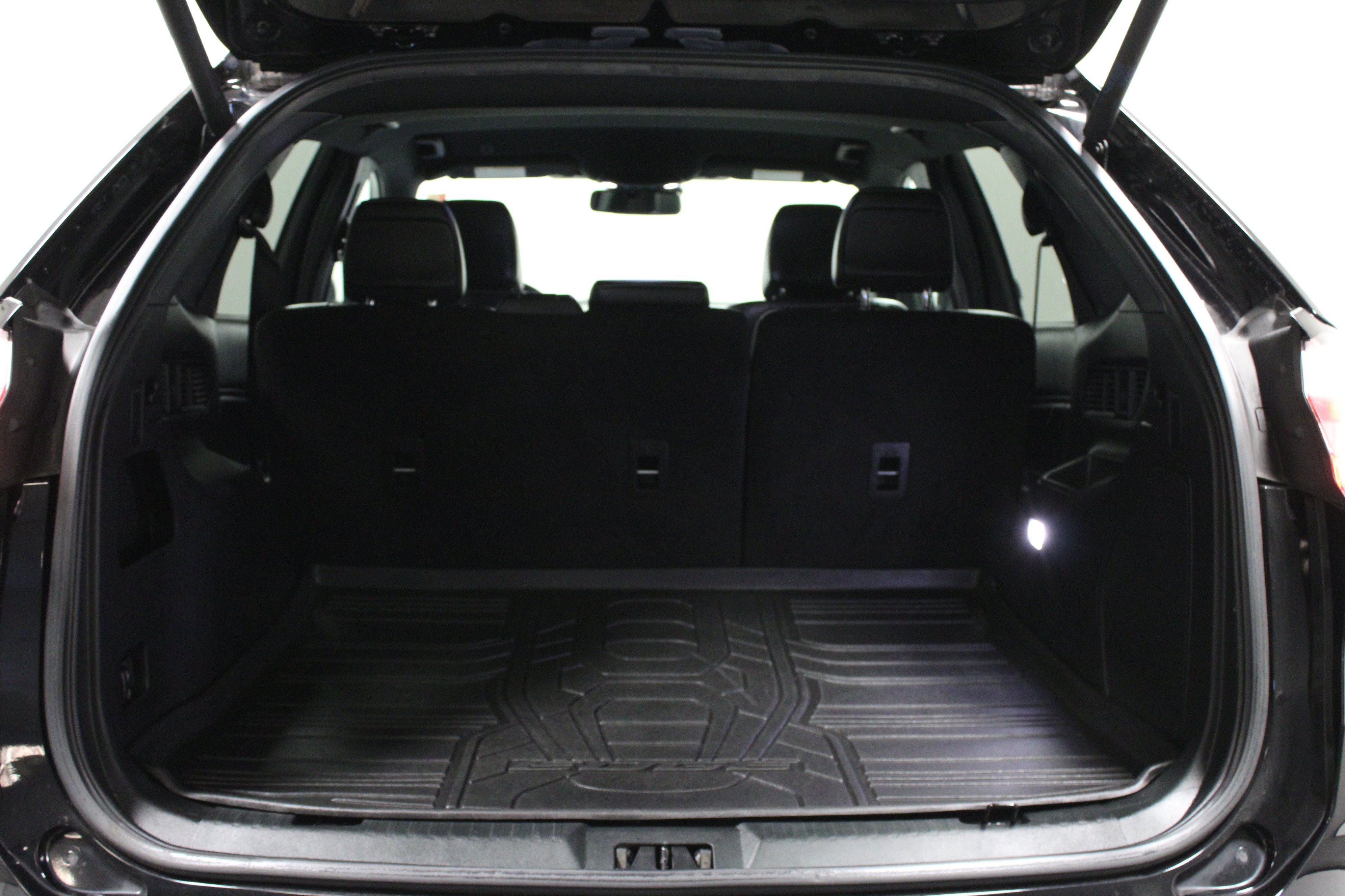 Used 2023 Ford Edge ST AWD/4WD image 14