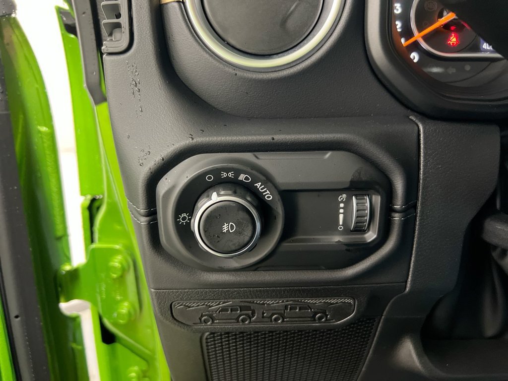 New 2026 Jeep Wrangler Unlimited Sahara AWD/4WD image 18