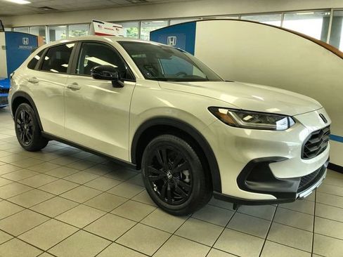 New 2026 Honda HR-V Sport image 2