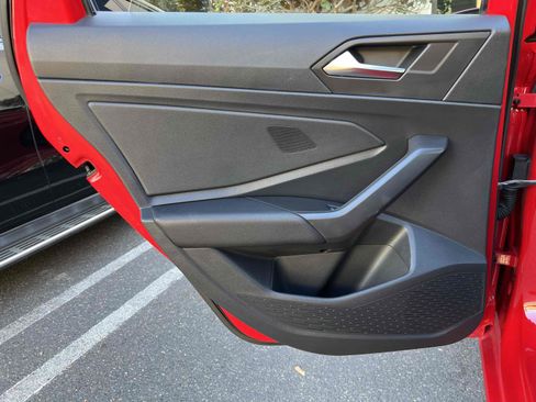 Used 2019 Volkswagen Jetta S image 62