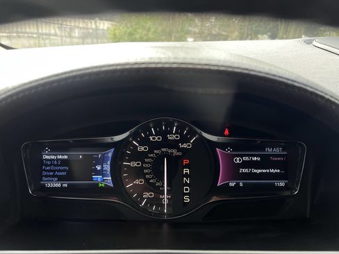 Used 2017 Lincoln MKC Reserve w/ Lincoln MKC Climate Package image 17