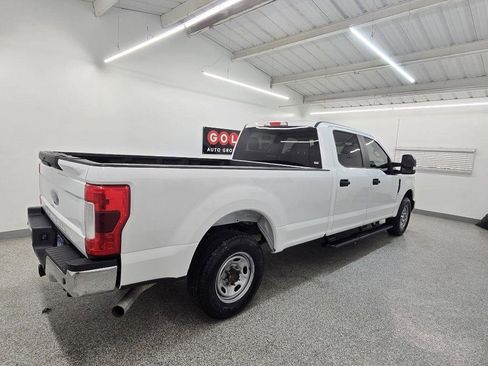 Used 2019 Ford F250 XL w/ Power Equipment Group RWD image 8