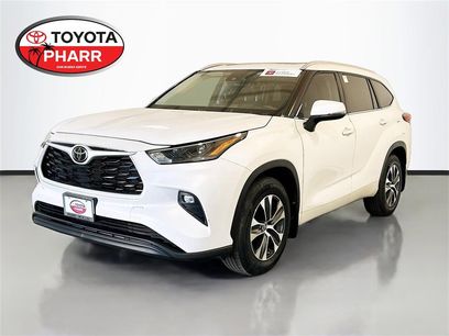 Used 2023 Toyota Highlander XLE