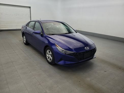Used 2021 Hyundai Elantra SE FWD image 13