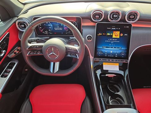 New 2026 Mercedes-Benz GLC 300 4MATIC image 14