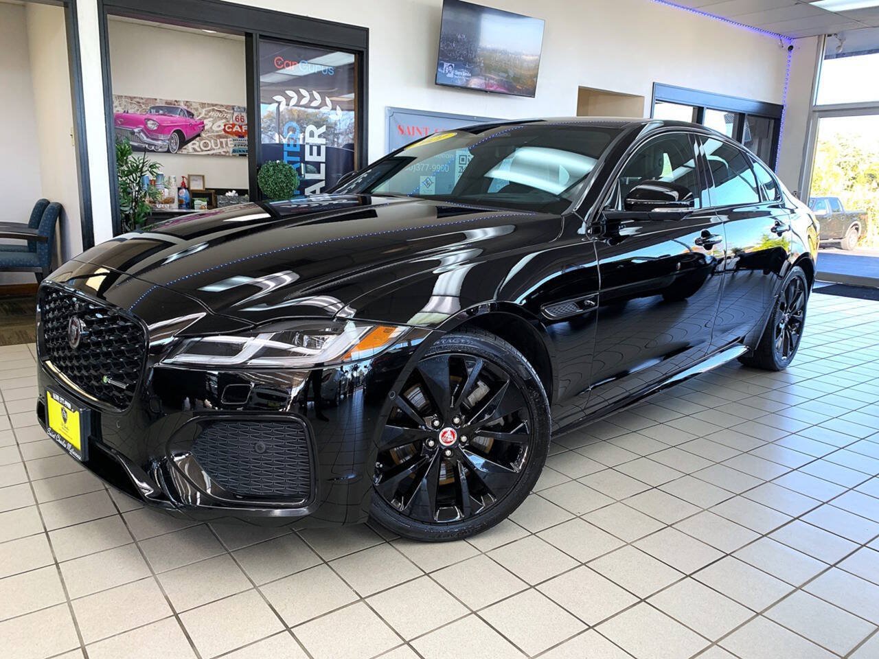 Used 2021 Jaguar XF R-Dynamic SE AWD/4WD image 2