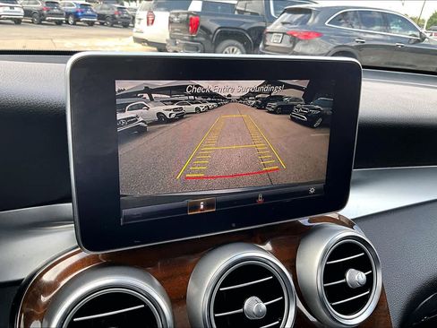 Used 2017 Mercedes-Benz GLC 300 image 26