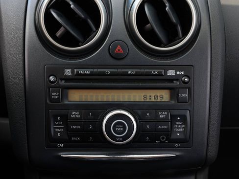 Used 2011 Nissan Rogue S AWD/4WD image 31