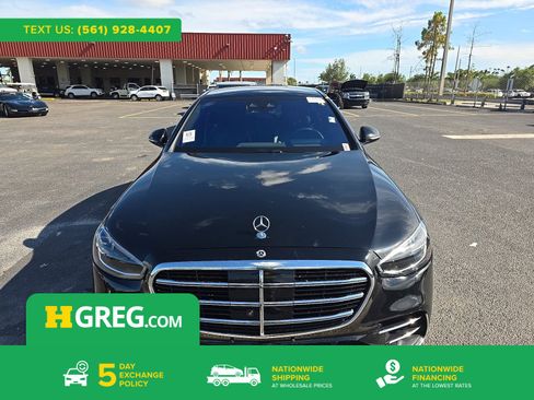 Used 2022 Mercedes-Benz S 580 4MATIC Sedan w/ AMG Line Package image 1