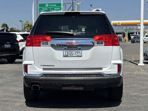 Used 2017 GMC Terrain SLT FWD image 6