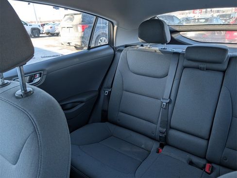 Used 2020 Hyundai Ioniq SE image 12