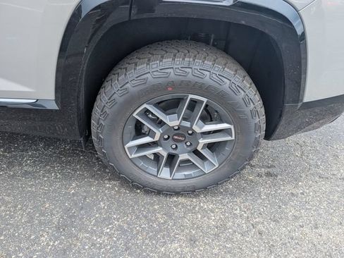 New 2026 GMC Terrain AT4 w/ Convenience Package III AWD/4WD image 22