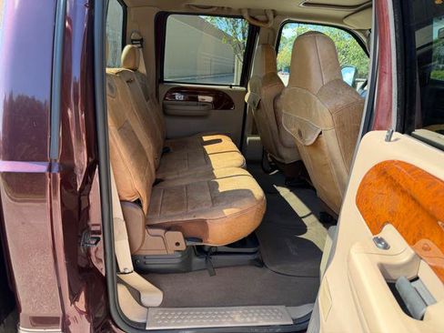Used 2004 Ford F250 Lariat AWD/4WD image 17