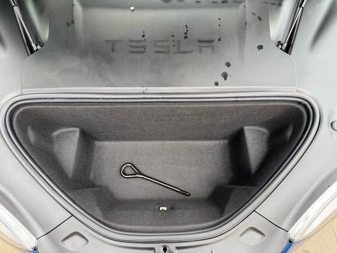 Used 2020 Tesla Model S AWD image 34