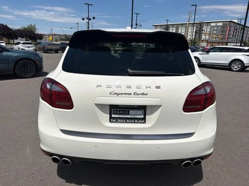 Used 2011 Porsche Cayenne Turbo AWD/4WD image 5