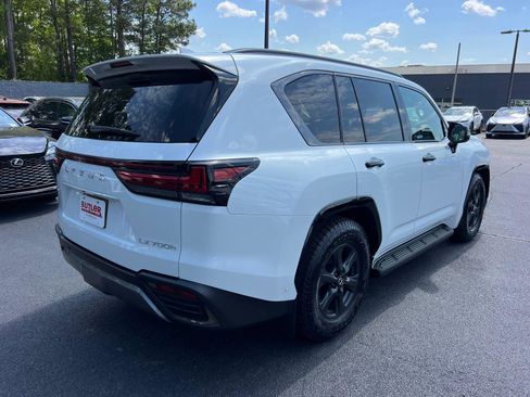 Certified 2025 Lexus LX 700h Overtrail w/ Accessory Package (Z1) AWD/4WD image 6
