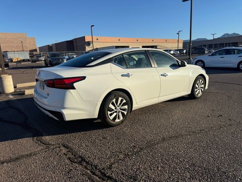 Certified 2023 Nissan Altima 2.5 S image 5