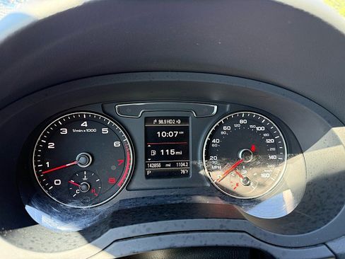 Used 2018 Audi Q3 2.0T Premium Plus w/ Premium Plus Package AWD/4WD image 26