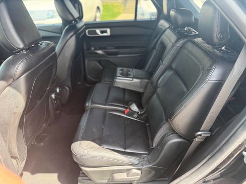 Used 2020 Ford Explorer XLT w/ Equipment Group 202A image 36