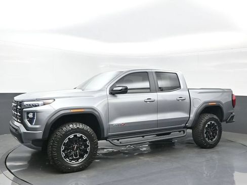 Used 2026 GMC Canyon AT4 w/ Technology Plus Package AWD/4WD image 2