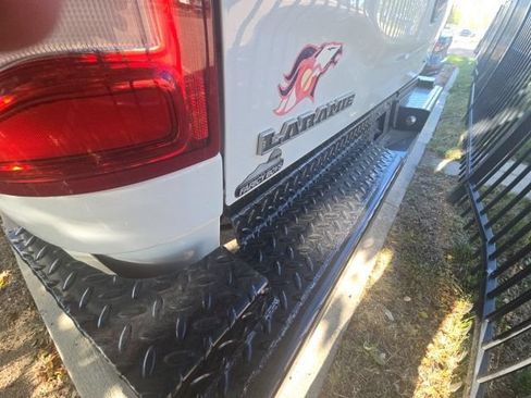 Used 2021 RAM 2500 Laramie AWD/4WD image 9