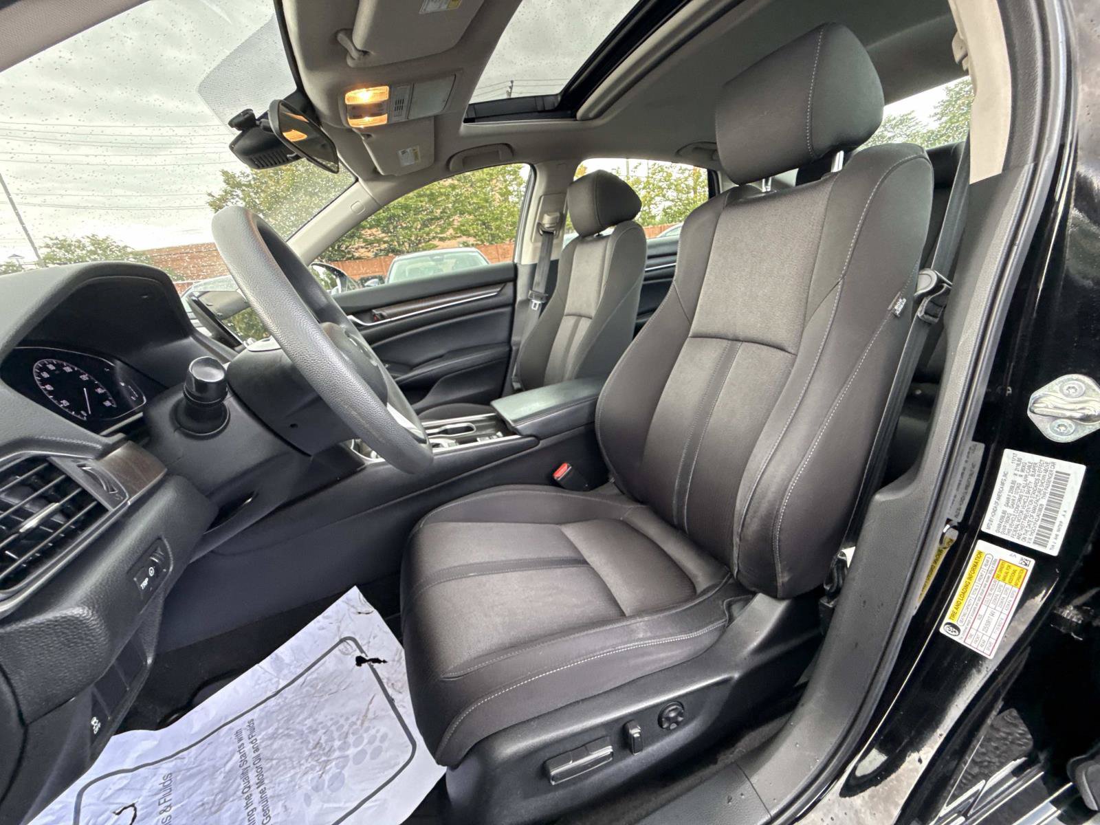 Certified 2018 Honda Accord EX image 12