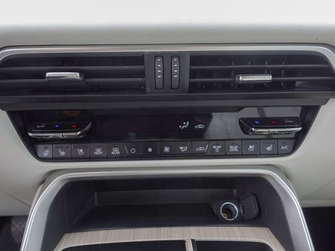 Used 2024 MAZDA CX-90 Plug-In Hybrid w/ Premium Plus AWD/4WD image 23