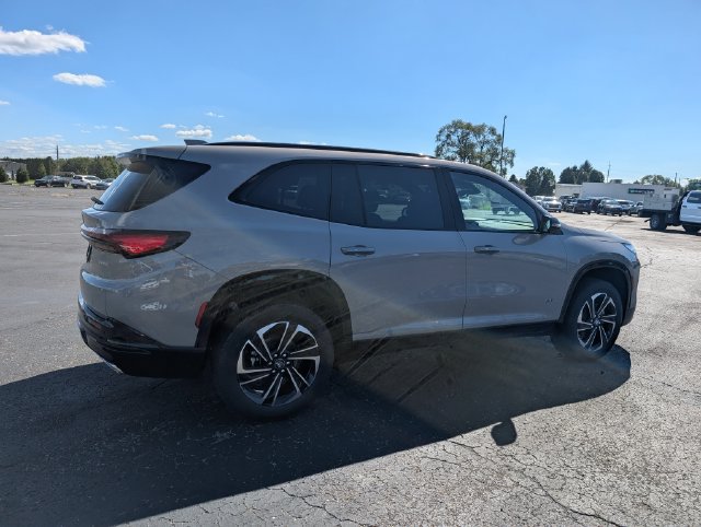 New 2027 Buick Enclave Sport Touring w/ LPO, Floor Liner Package AWD/4WD image 9