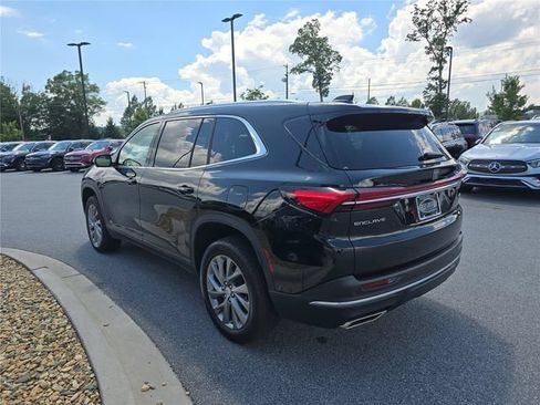 Used 2025 Buick Enclave Preferred FWD image 6