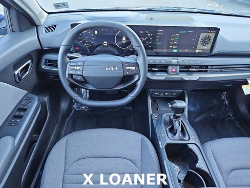 Certified 2025 Kia K4 EX image 11