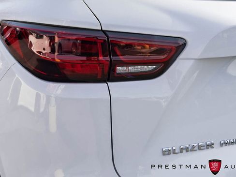 Used 2025 Chevrolet Blazer LT image 35