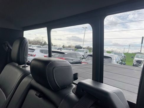 Used 2022 Ford F150 Lariat w/ Equipment Group 502A High image 65