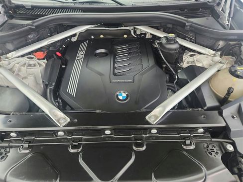 Used 2019 BMW X5 xDrive40i w/ Convenience Package image 46