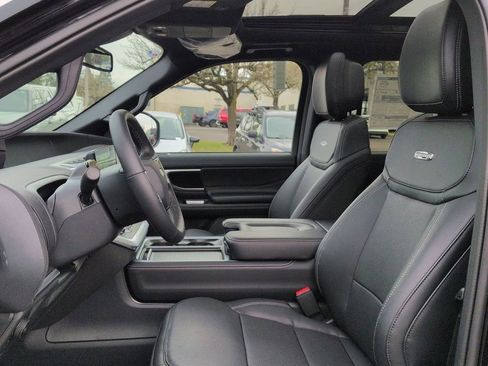 New 2026 Ford Expedition Platinum w/ Stealth Performance Package AWD/4WD image 13