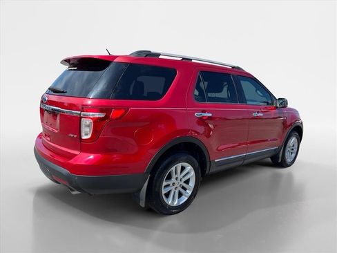 Used 2012 Ford Explorer XLT AWD/4WD image 5
