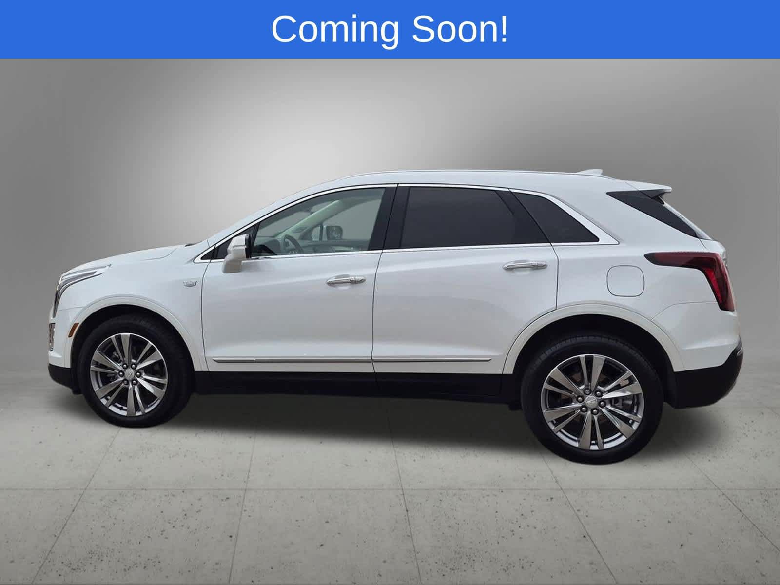 Used 2024 Cadillac XT5 Premium Luxury w/ LPO, Floor Liner Package AWD/4WD image 3