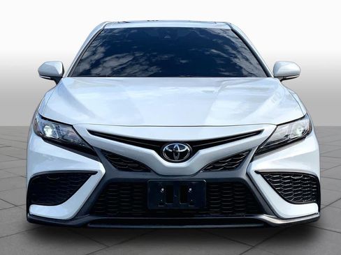 Certified 2023 Toyota Camry SE w/ Convenience Package FWD image 3