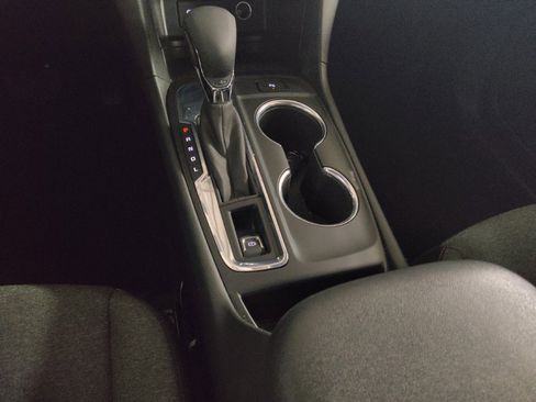 Used 2024 Chevrolet Equinox LT image 26