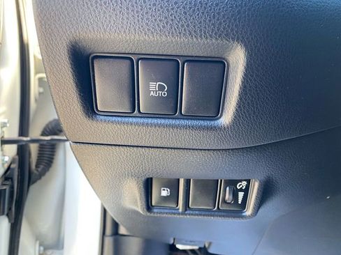 Used 2021 Toyota C-HR LE image 18