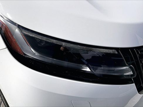 Used 2024 Land Rover Range Rover Velar S image 28
