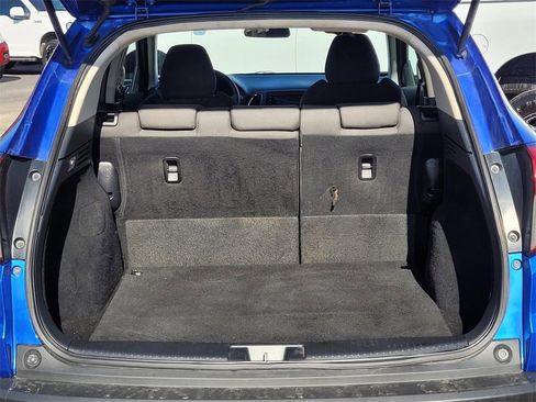 Used 2022 Honda HR-V EX image 8