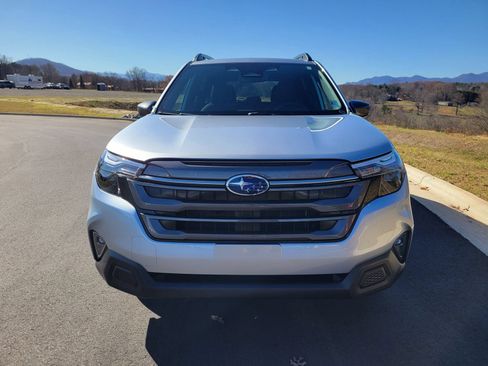 New 2026 Subaru Forester Premium AWD/4WD image 2